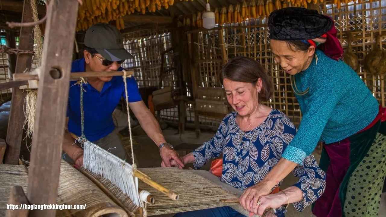 Quan Ba Heaven Gate viewpoint Ha Giang Fairy Twin Mountains Tam Son valley